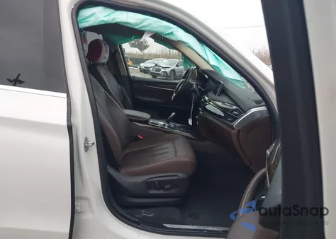 2016 BMW X5 xDrive35I z USA, uszkodzony, nr VIN 5UXKR0C59G0S92746